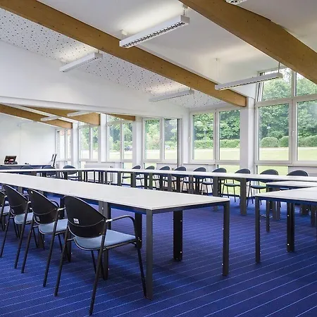 فندق K6 Seminarhotel هالبيرشتادت